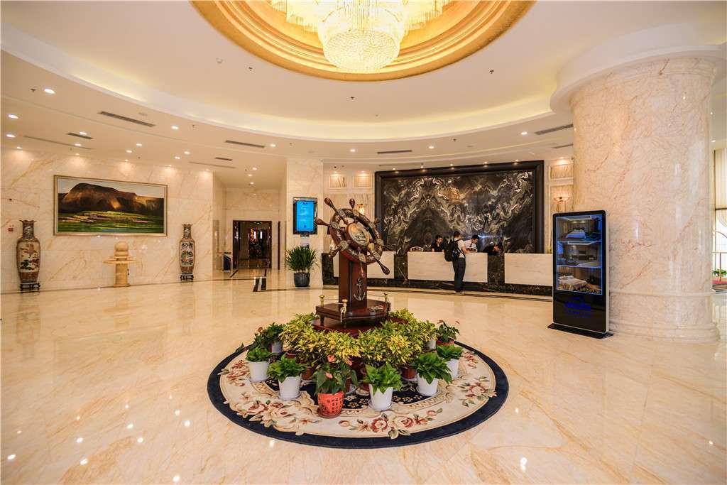 Days Hotel & Suites Shishi Quanzhou  Wnętrze zdjęcie