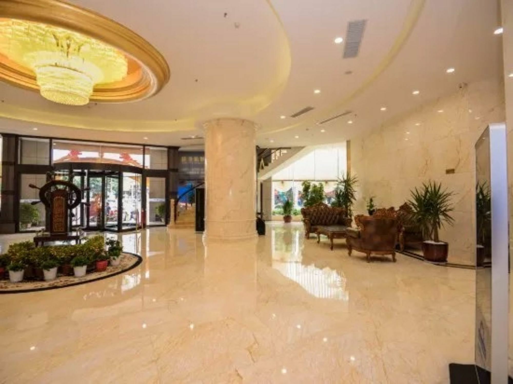 Days Hotel & Suites Shishi Quanzhou  Zewnętrze zdjęcie